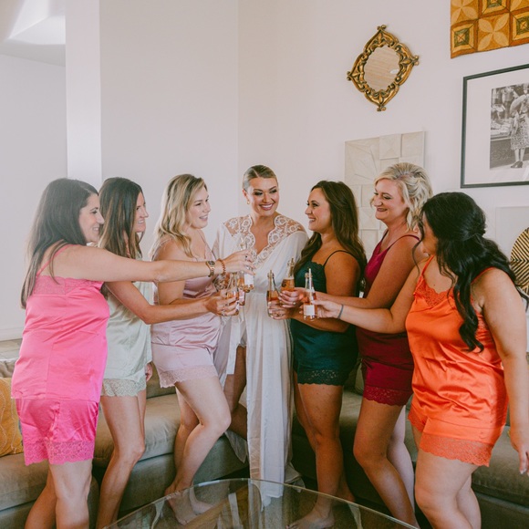 Robes Long with Flared Lace Cuffs for Wedding Bridal Party Maternity Gowns - Picture 3 of 10